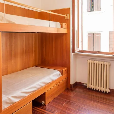 Exclusive Central Daire Bardolino